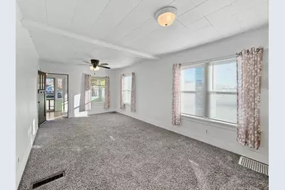 1902 Chicago Avenue, Savanna, IL 61074 - Photo 38