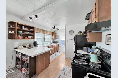 1902 Chicago Avenue, Savanna, IL 61074 - Photo 10