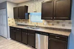 22 Alex Ct, Oswego, IL 60543 - Photo 4