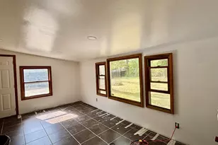 911 Kenmore Rd, Rockford, IL 61108 - Photo 26