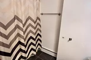 911 Kenmore Rd, Rockford, IL 61108 - Photo 14