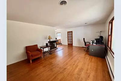 911 Kenmore Road, Rockford, IL 61108 - Photo 12