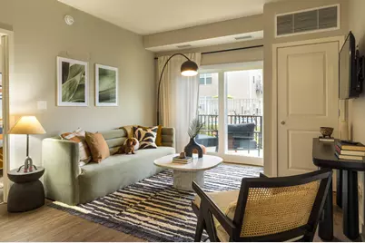 255 N Addison Avenue #304, Elmhurst, IL 60126 - Photo 8