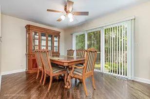 2714 Whitlock Dr, Darien, IL 60561 - Photo 6