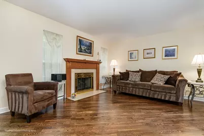 2714 Whitlock Drive, Darien, IL 60561 - Photo 4