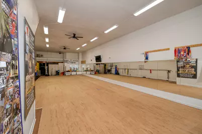 60 S Broadway Avenue, Aurora, IL 60505 - Photo 12