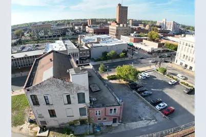 60 S Broadway Avenue, Aurora, IL 60505 - Photo 18