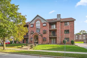 3727 214th Pl, Matteson, IL 60443 - Photo 1