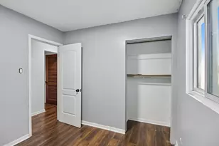 6611 W 83rd St, Burbank, IL 60459 - Photo 14