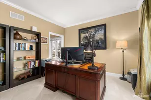 982 Jennifer Ct, Sugar Grove, IL 60554 - Photo 4