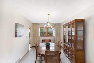 147 Lance Dr, Des Plaines, IL 60016 - Photo 6