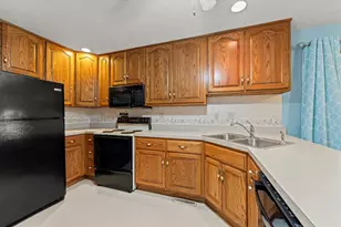 211 S Main St, Argenta, IL 62501 - Photo 12