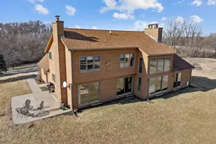 14N515 Highland Ave, Elgin, IL 60124 - Photo 24