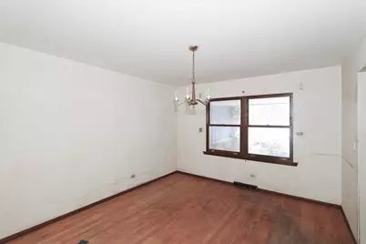 1326 Summit Drive, Schaumburg, IL 60193 - Photo 8