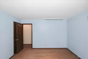 1326 Summit Dr, Schaumburg, IL 60193 - Photo 16