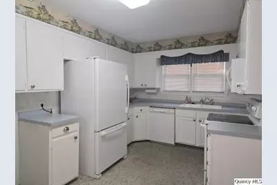 405 E Main, Laharp(*), IL 61450 - Photo 6