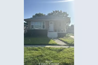 8729 S Fairfield Avenue, Evergreen Park, IL 60805 - Photo 2