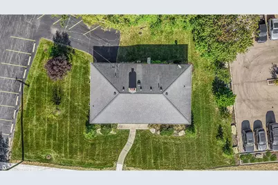 704 E 9th Street, Lockport, IL 60441 - Photo 4