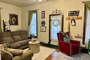 117 W South St, Cerro Gordo, IL 61818 - Photo 6