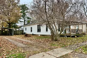 117 W South St, Cerro Gordo, IL 61818 - Photo 28