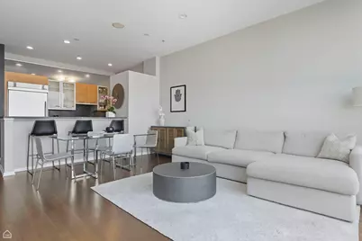 [Address not provided], Chicago, IL 60654 - Photo 8