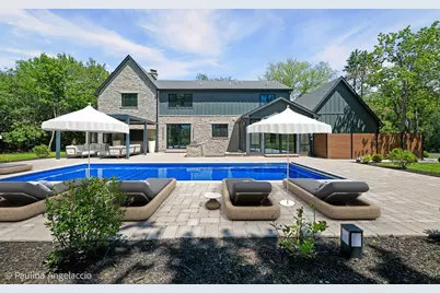 699 Plum Tree Road, Barrington Hills, IL 60010 - Photo 2