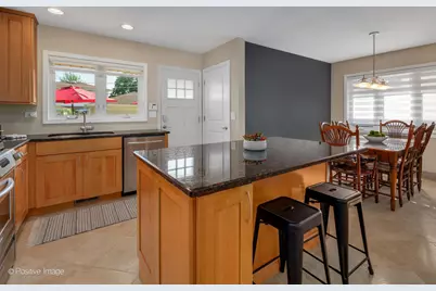 10913 Martindale Drive, Westchester, IL 60154 - Photo 6