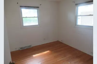 928 Woodland Drive, Wheeling, IL 60090 - Photo 14