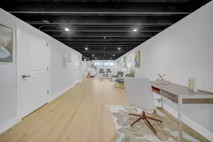 5349 N Meade Ave, Chicago, IL 60630 - Photo 18