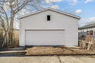 5349 N Meade Ave, Chicago, IL 60630 - Photo 6