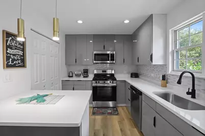 7125 Simpson Street, Morton Grove, IL 60053 - Photo 10