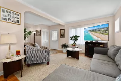 2318 N 73rd Avenue, Elmwood Park, IL 60707 - Photo 4