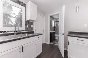 306 E Martin St, Forrest, IL 61741 - Photo 14