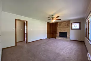 3003 Longfellow Ave, Hazel Crest, IL 60429 - Photo 6