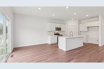 2516 Winterberry Trail, Wonder Lake, IL 60097 - Photo 10