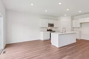 2516 Winterberry Trl, Wonder Lake, IL 60097 - Photo 10