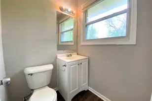 3317 Woodworth Pl, Hazel Crest, IL 60429 - Photo 12