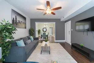 4148 W Wellington Ave, Chicago, IL 60641 - Photo 8