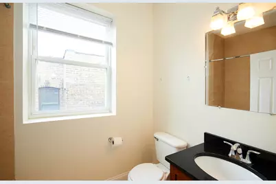 1609 W Farwell Avenue #2, Chicago, IL 60626 - Photo 8
