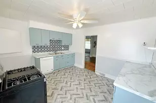 107 W Larue St, Streator, IL 61364 - Photo 10