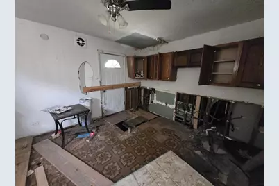 189 W 156th Place, Harvey, IL 60426 - Photo 2