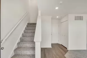 436 Lakeshore Ct, Saint Charles, IL 60174 - Photo 16