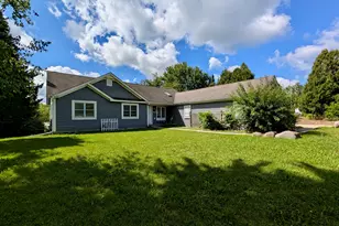 11617 Hawthorne Way, Huntley, IL 60142 - Photo 1