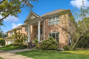 500 S Kenilworth Ave, Elmhurst, IL 60126 - Photo 1