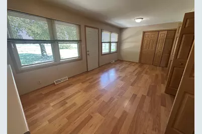 907A Carlisle Drive, Rochelle, IL 61068 - Photo 6