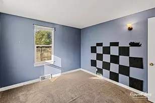 301 Donovan St, Beaverville, IL 60912 - Photo 12