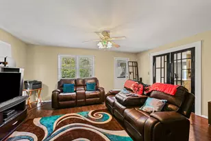 1407 Kenwood Rd, Champaign, IL 61821 - Photo 18