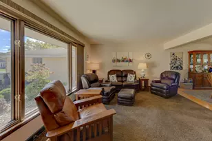 17032 University Ave, South Holland, IL 60473 - Photo 2