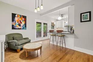 1034 S Euclid Ave, Oak Park, IL 60304 - Photo 8