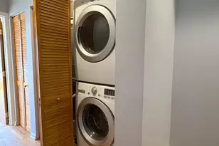 1543 N Hudson Ave, Chicago, IL 60610 - Photo 12